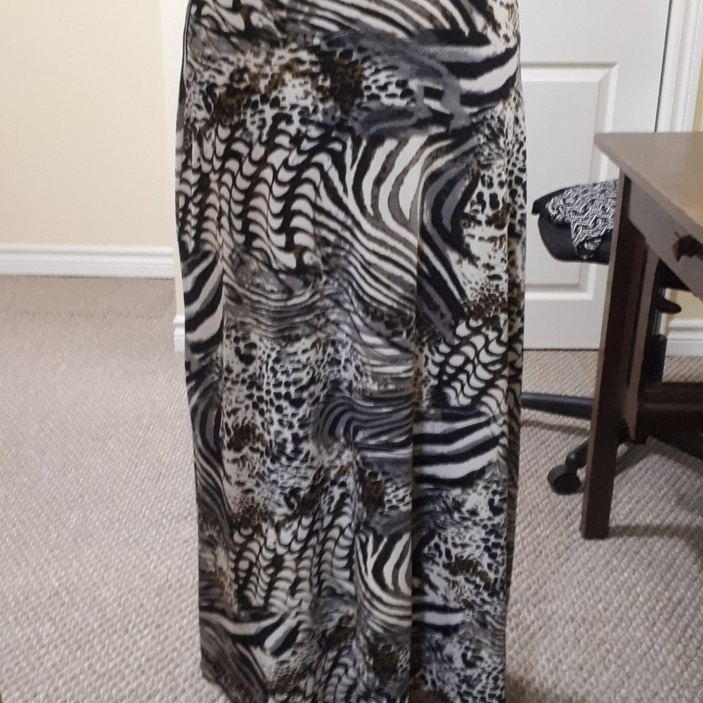 Animal Print Maxi skirt